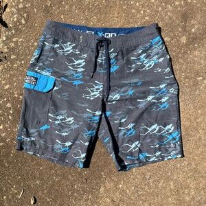 Salt Life Men’s Board shorts size‎ 32